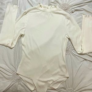 White long sleeve bodysuit